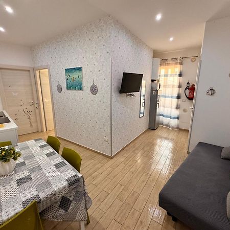 Arcorosa Apartment เชฟาลู ภายนอก รูปภาพ