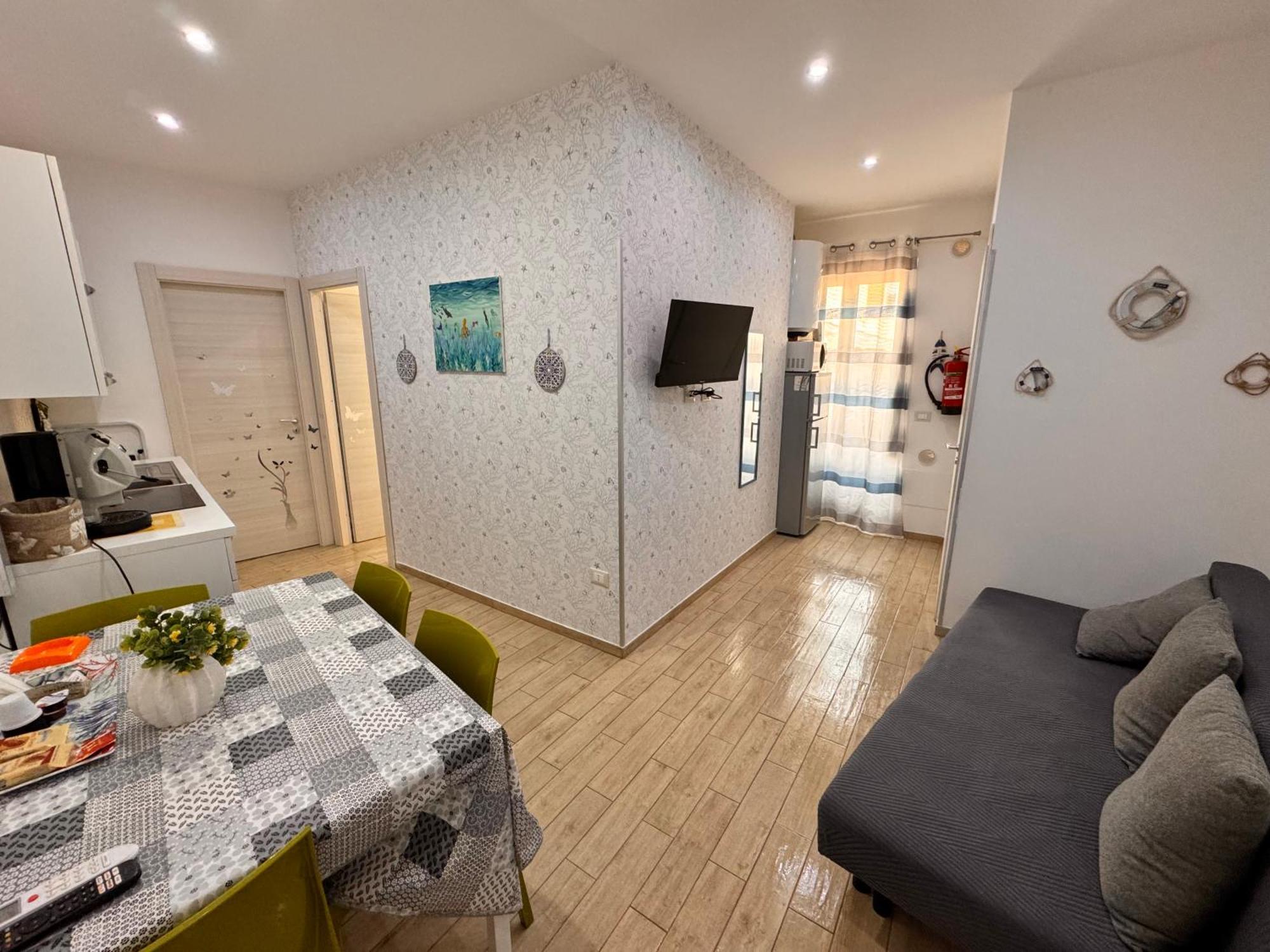Arcorosa Apartment เชฟาลู ภายนอก รูปภาพ