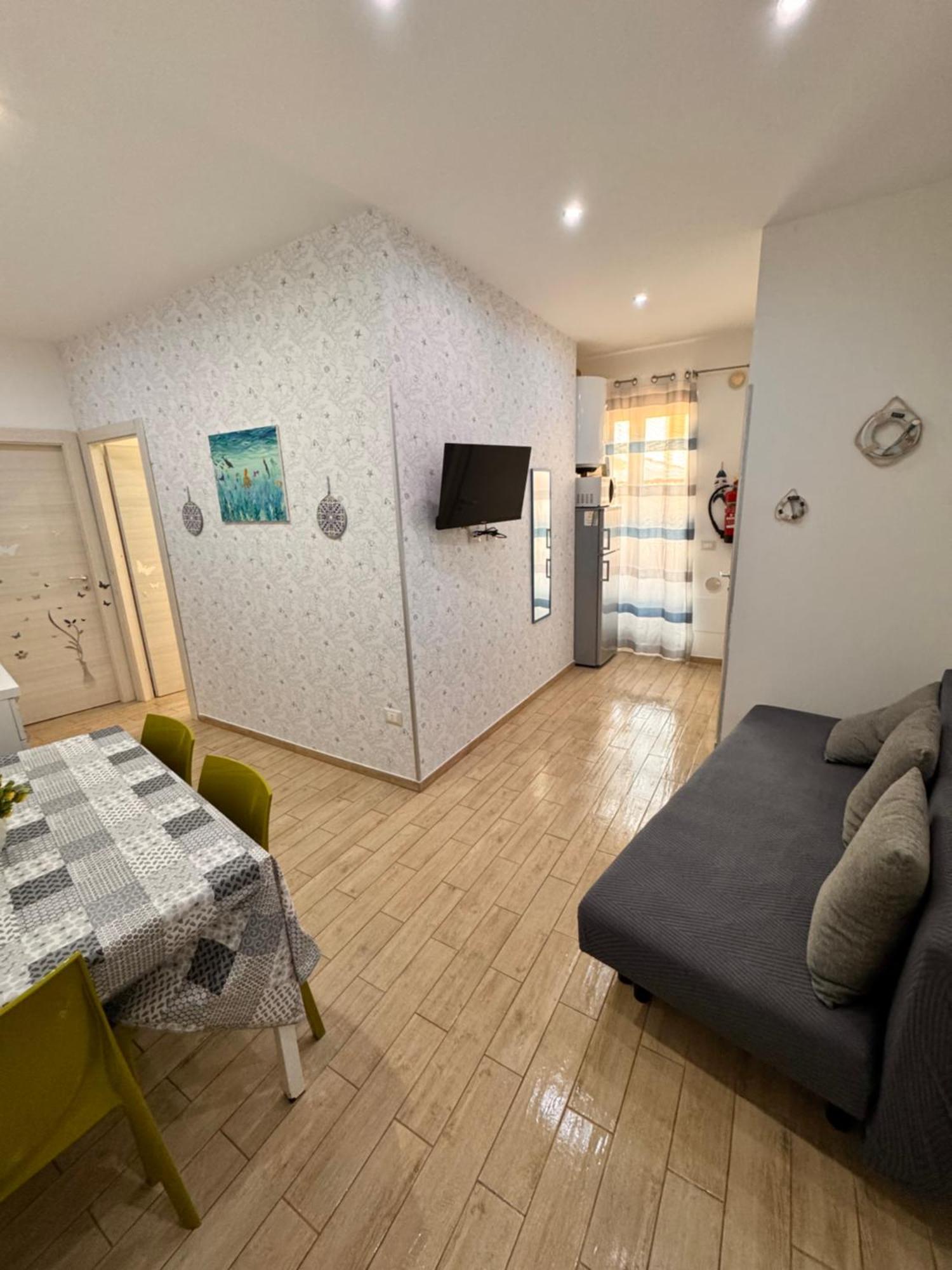 Arcorosa Apartment เชฟาลู ภายนอก รูปภาพ