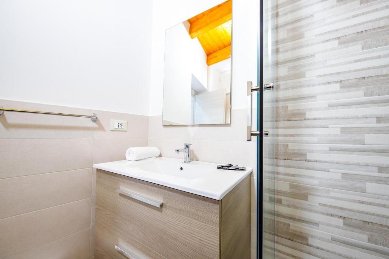 Arcorosa Apartment เชฟาลู ภายนอก รูปภาพ